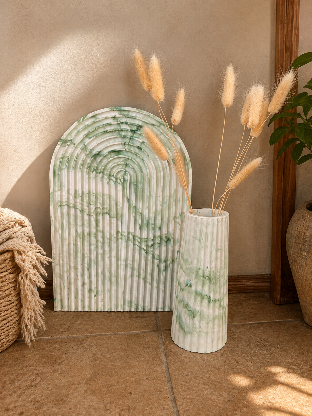 Arch Porcelain White & Sage Green Marble Décor Set