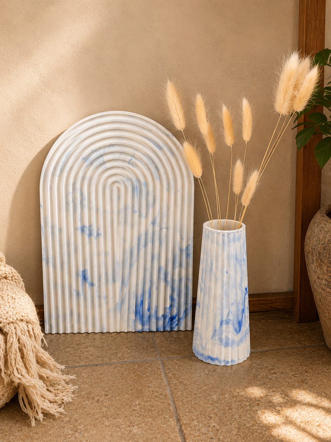 Arch Porcelain White & Blue Marble Décor Set