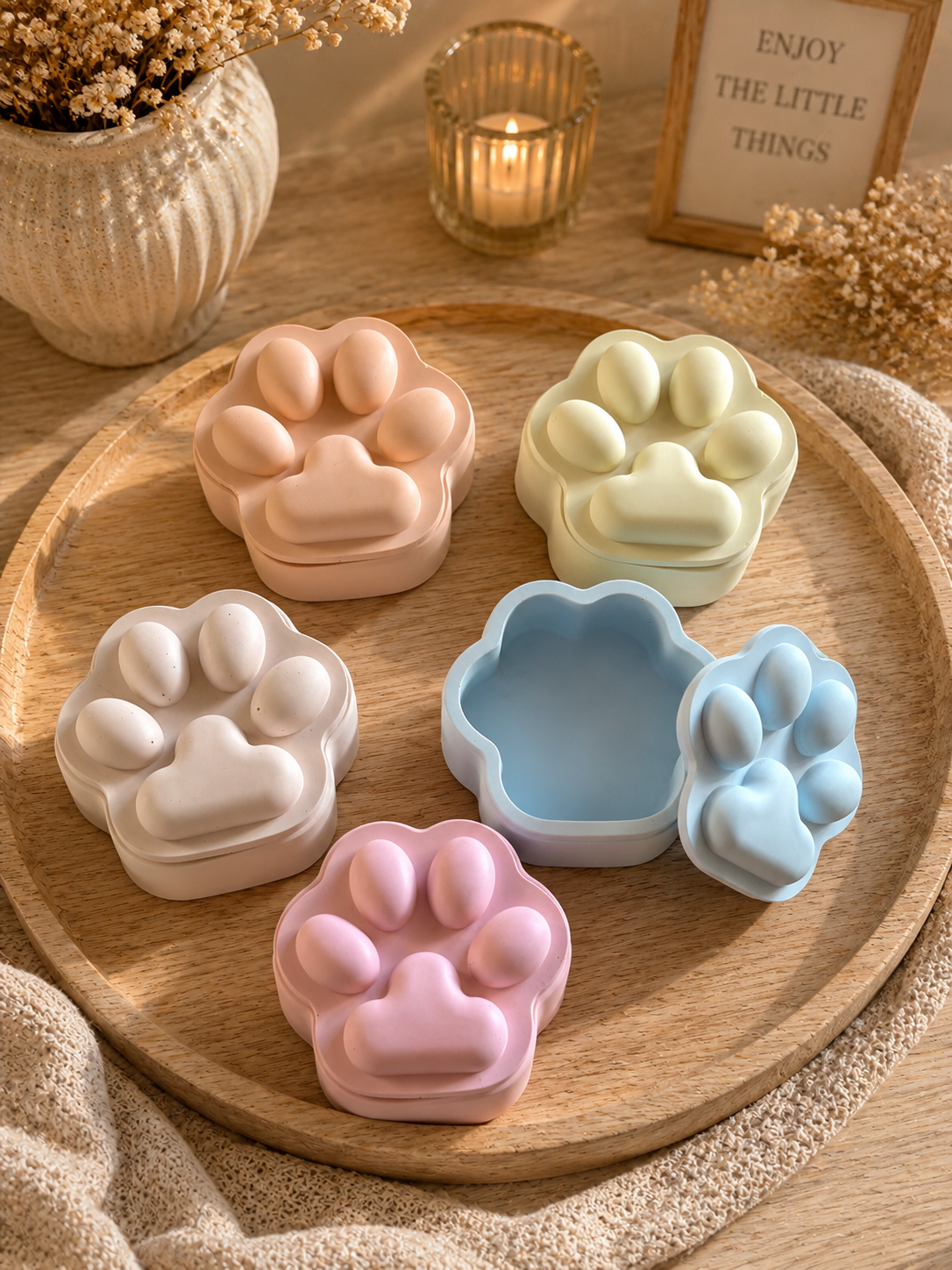 Cozy Paws Porcelain Container