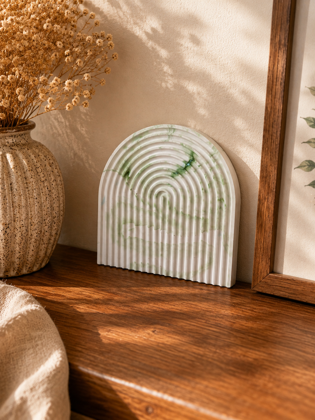 Halo Arch Porcelain Décor