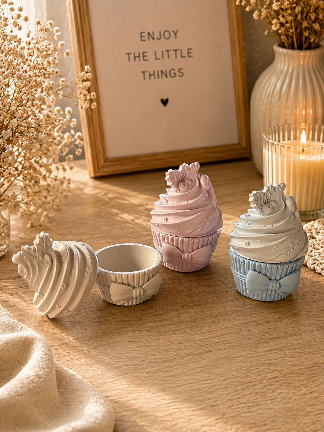 Cupcake Porcelain Favor