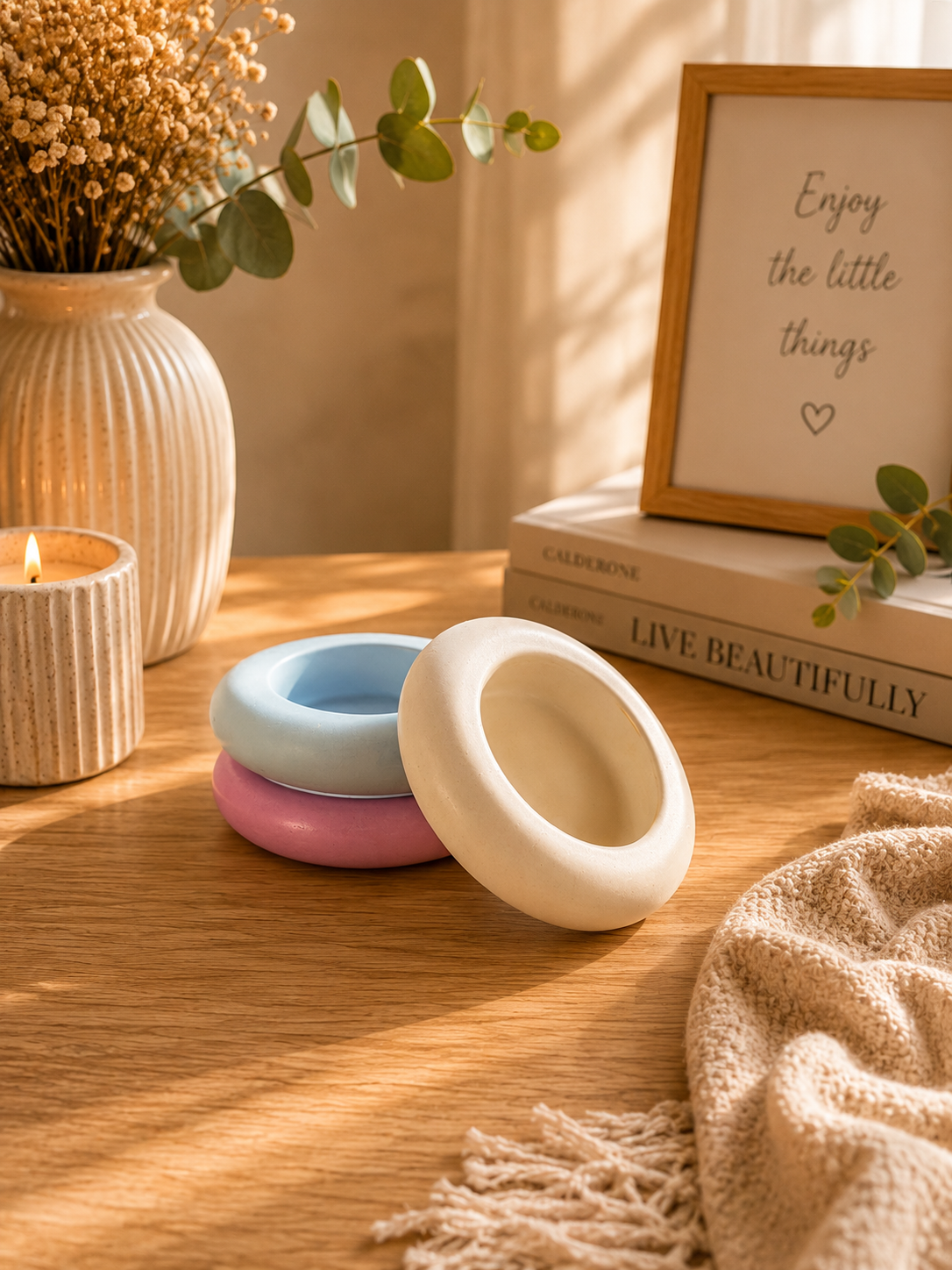 Aura Porcelain Tealight Holder Favor
